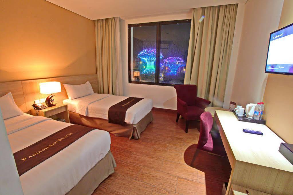 Padjadjaran Hotel Bogor Exterior photo