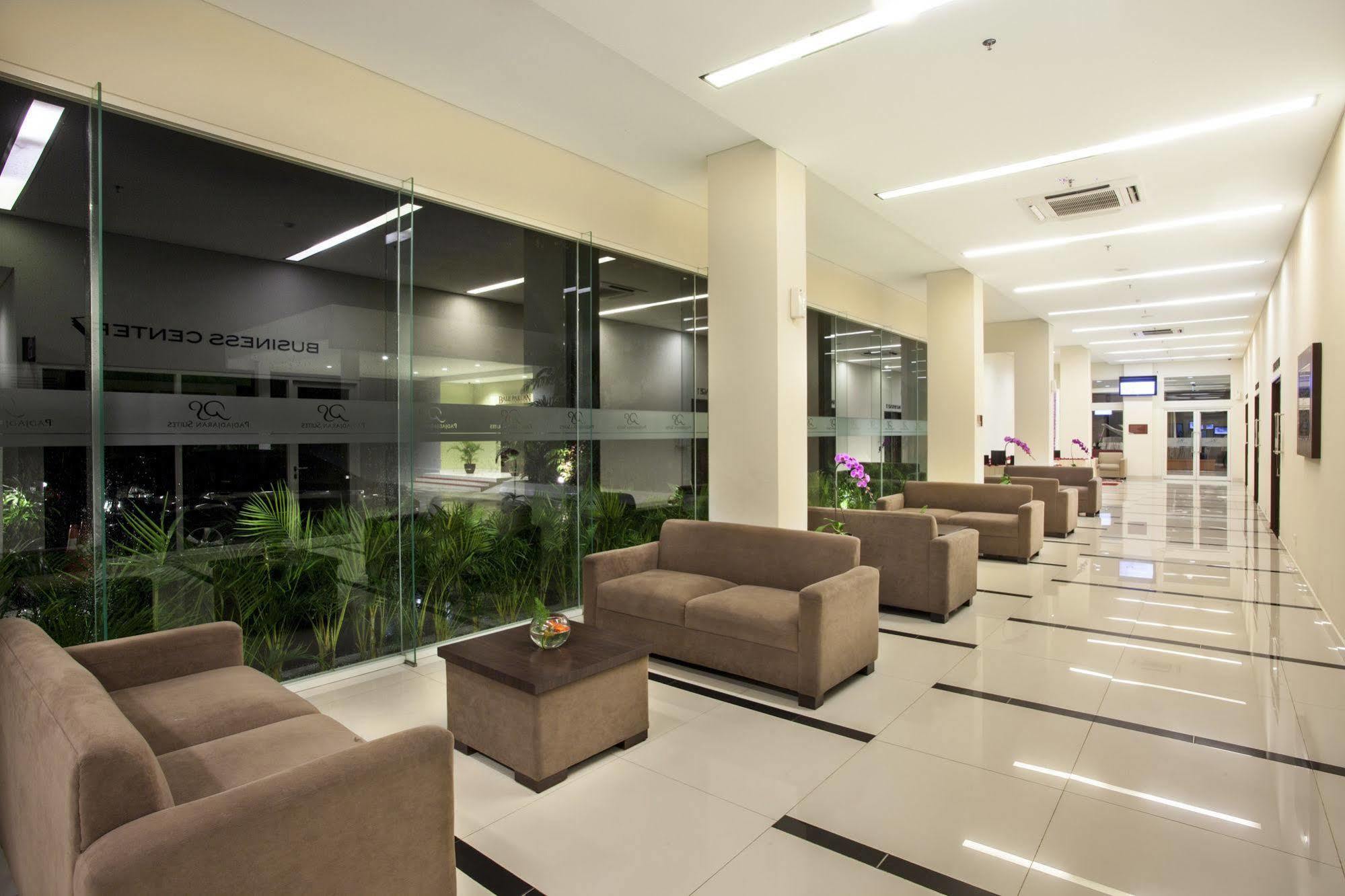 Padjadjaran Hotel Bogor Exterior photo